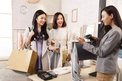 巧妙應(yīng)對(duì)顧客對(duì)服裝做工的質(zhì)疑